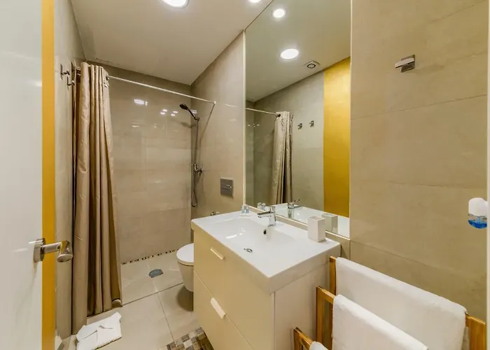 Casa En Plaza De La Merced_centro Flamenco_cádiz *